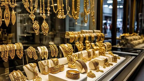 জেনে নিন স্বর্ণ-রুপার আজকের বাজারদর