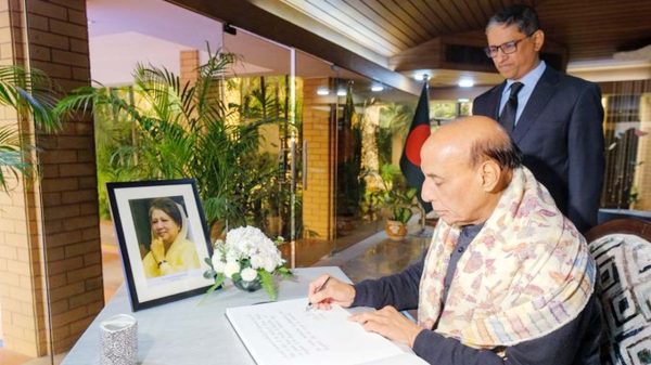 ‘ভারত-বাংলাদেশ সম্পর্ক উন্নয়নে খালেদা জিয়ার অবদান চিরস্মরণীয়’