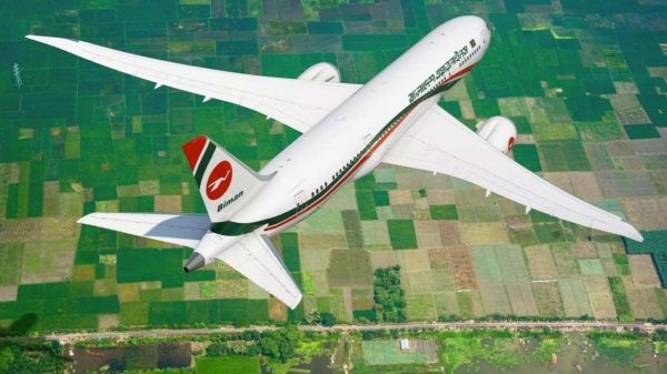 বোয়িং থেকে ১৪ উড়োজাহাজ কিনছে বিমান বাংলাদেশ এয়ারলাইনস